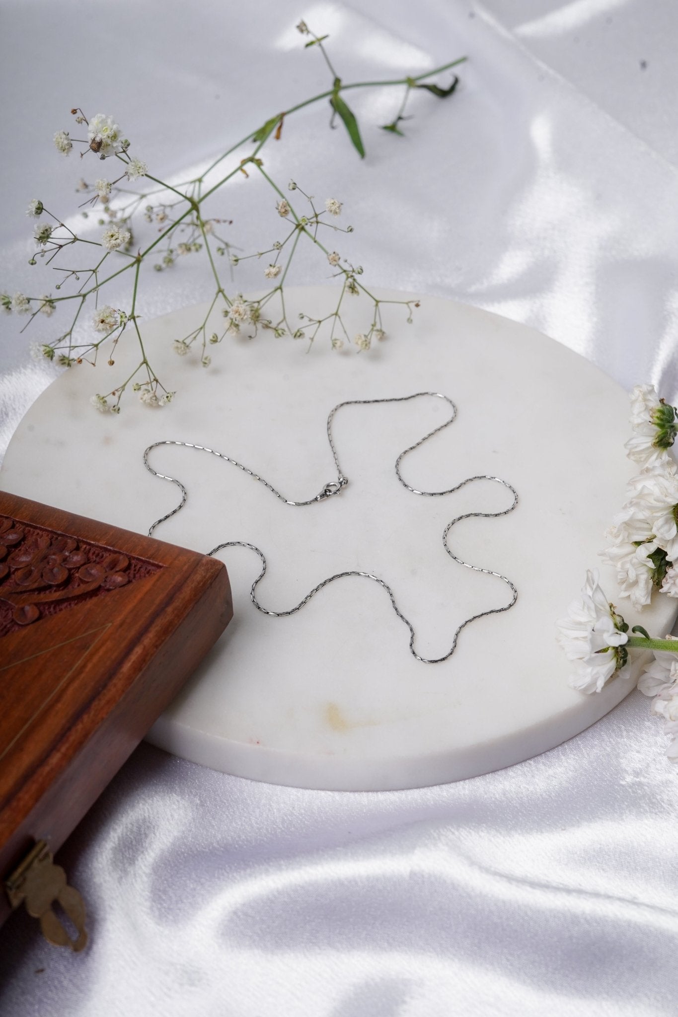 Neeravi Fluid Chain - ShailPiya