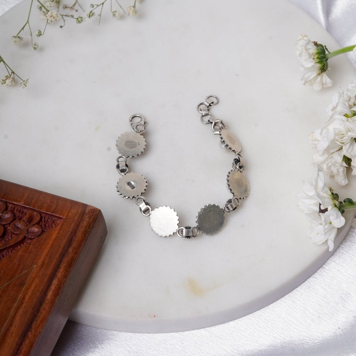 Rani Padmini Pearl Bracelet - ShailPiya