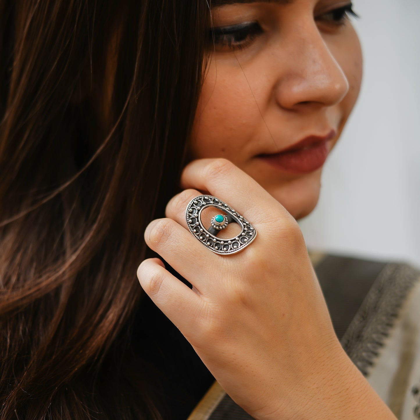 Meera Embossed Thick Rawa Turquoise Oval Ring