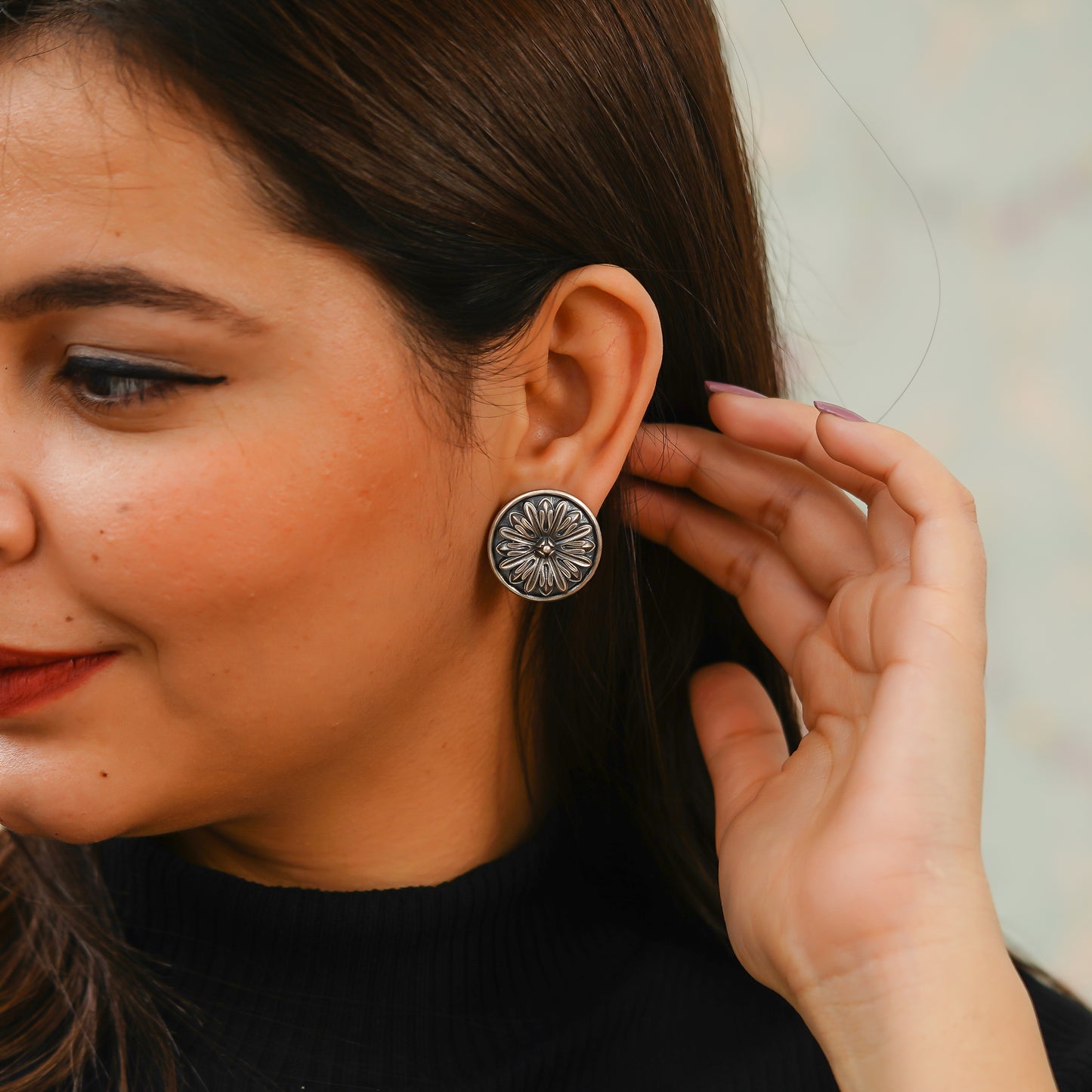 Everyday Classic Round Stud Earrings