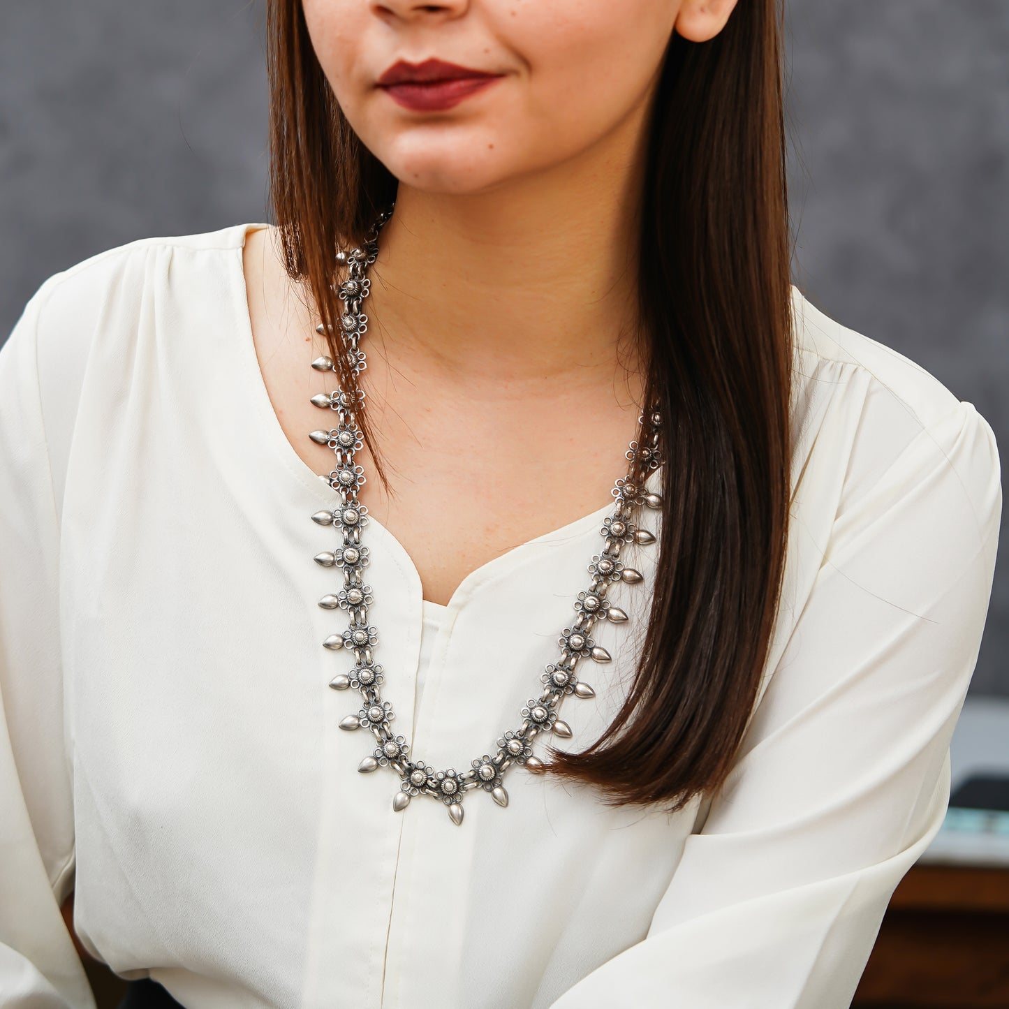 Amulya Kadi and Daal Embossed versatile Evergreen Necklace