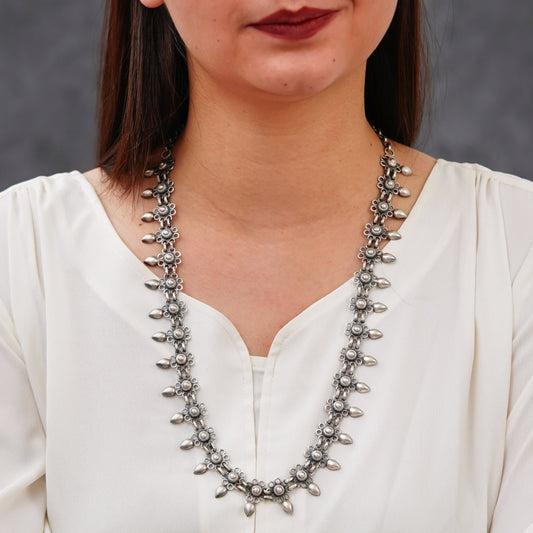 Amulya Kadi and Daal Embossed versatile Evergreen Necklace - ShailPiya