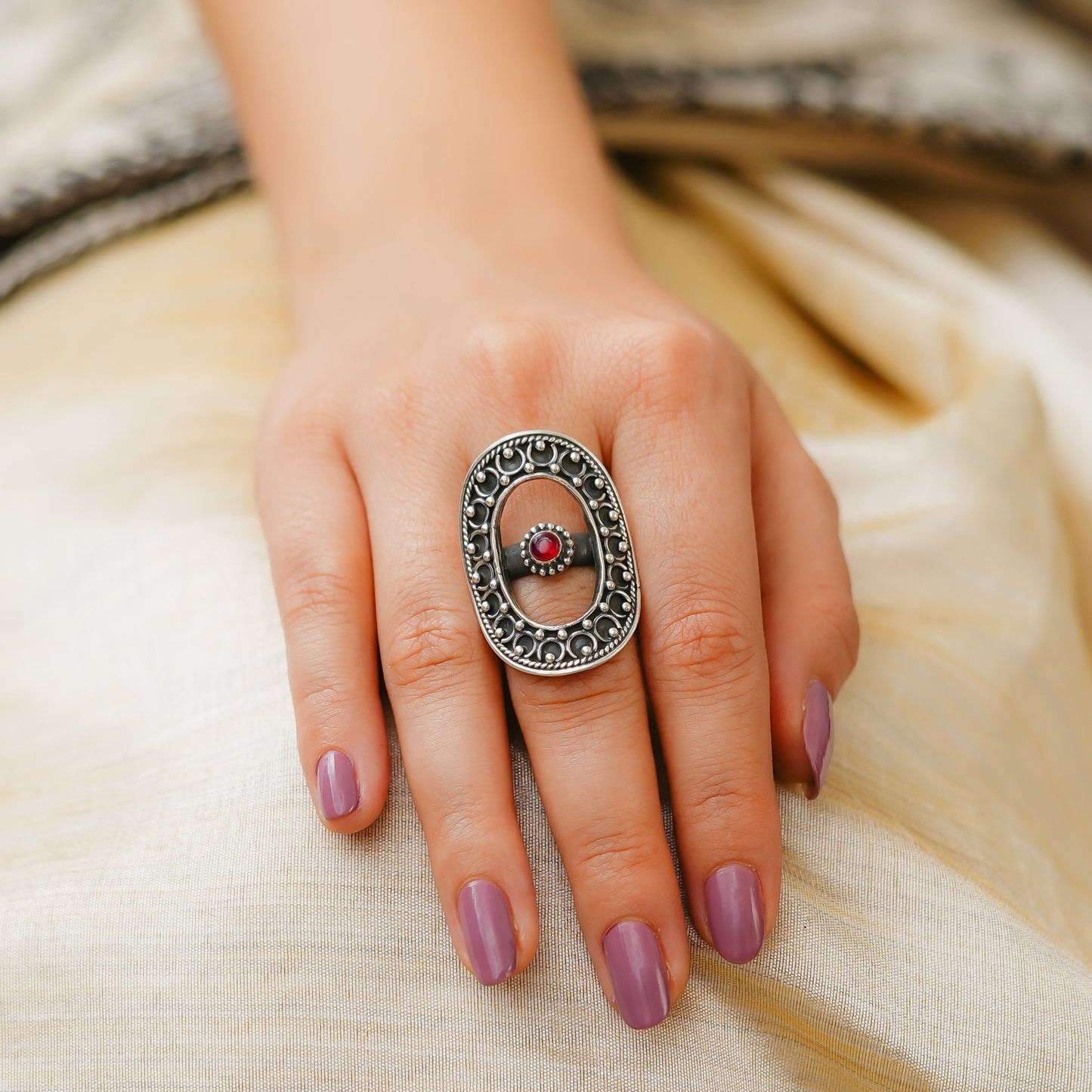 Meera Embossed Thick Rawa Red Stone Oval Ring - ShailPiya