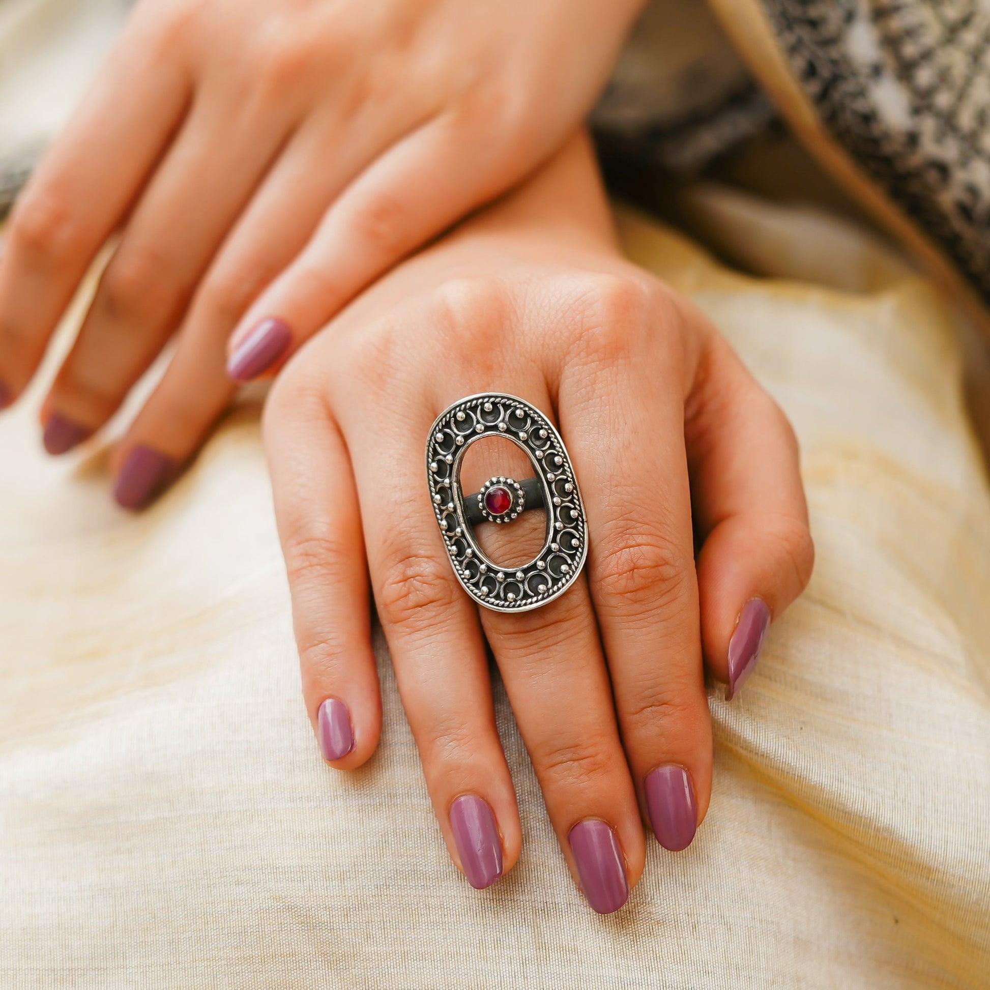 Meera Embossed Thick Rawa Red Stone Oval Ring - ShailPiya