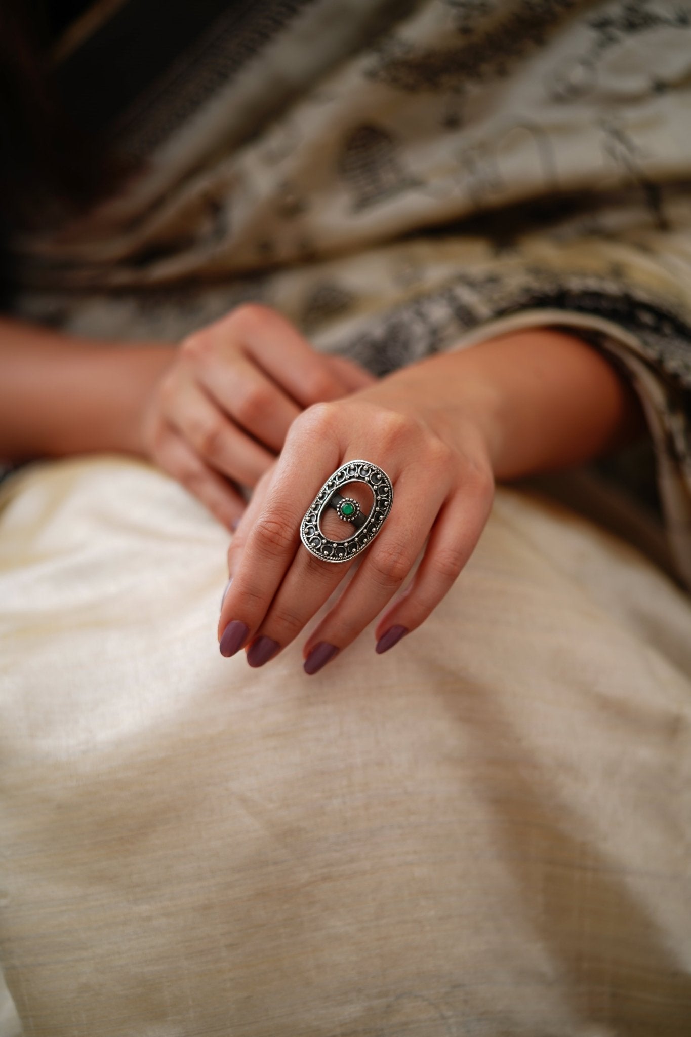 Meera Embossed Thik Rawa Green Stone Oval Ring - ShailPiya