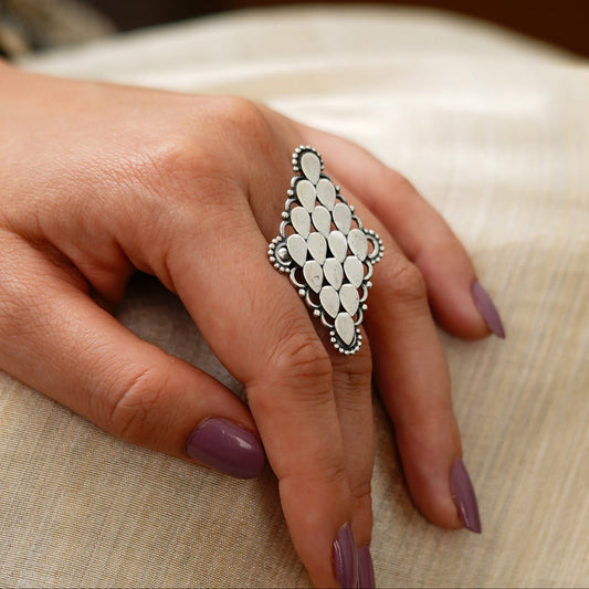 Moha Embossed Kadi Rawa Evergreen Ring - ShailPiya