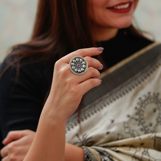 Moha Embossed Rawa Half Topi Red Stone Ring - ShailPiya