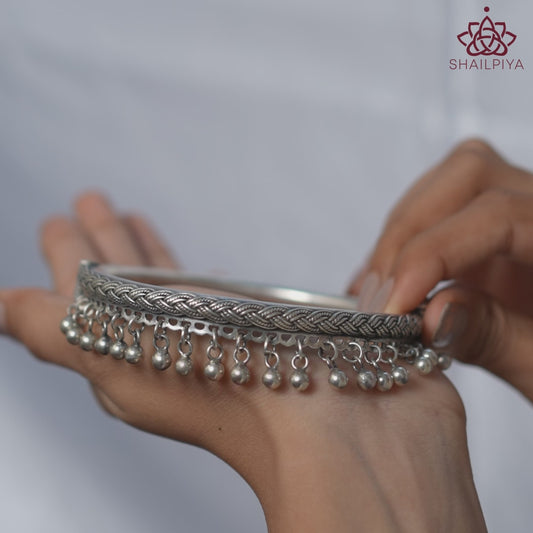 Lavanya Guthai and Ball Drops Vintage Kada Anklets