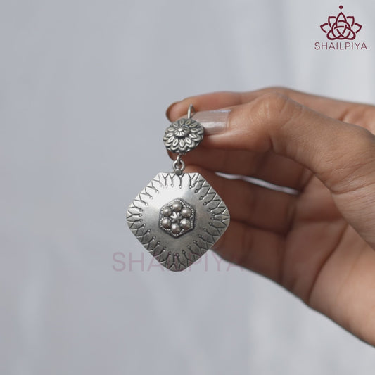 Meera Fine Kalamkari Sheet Fusion Hook Earrings