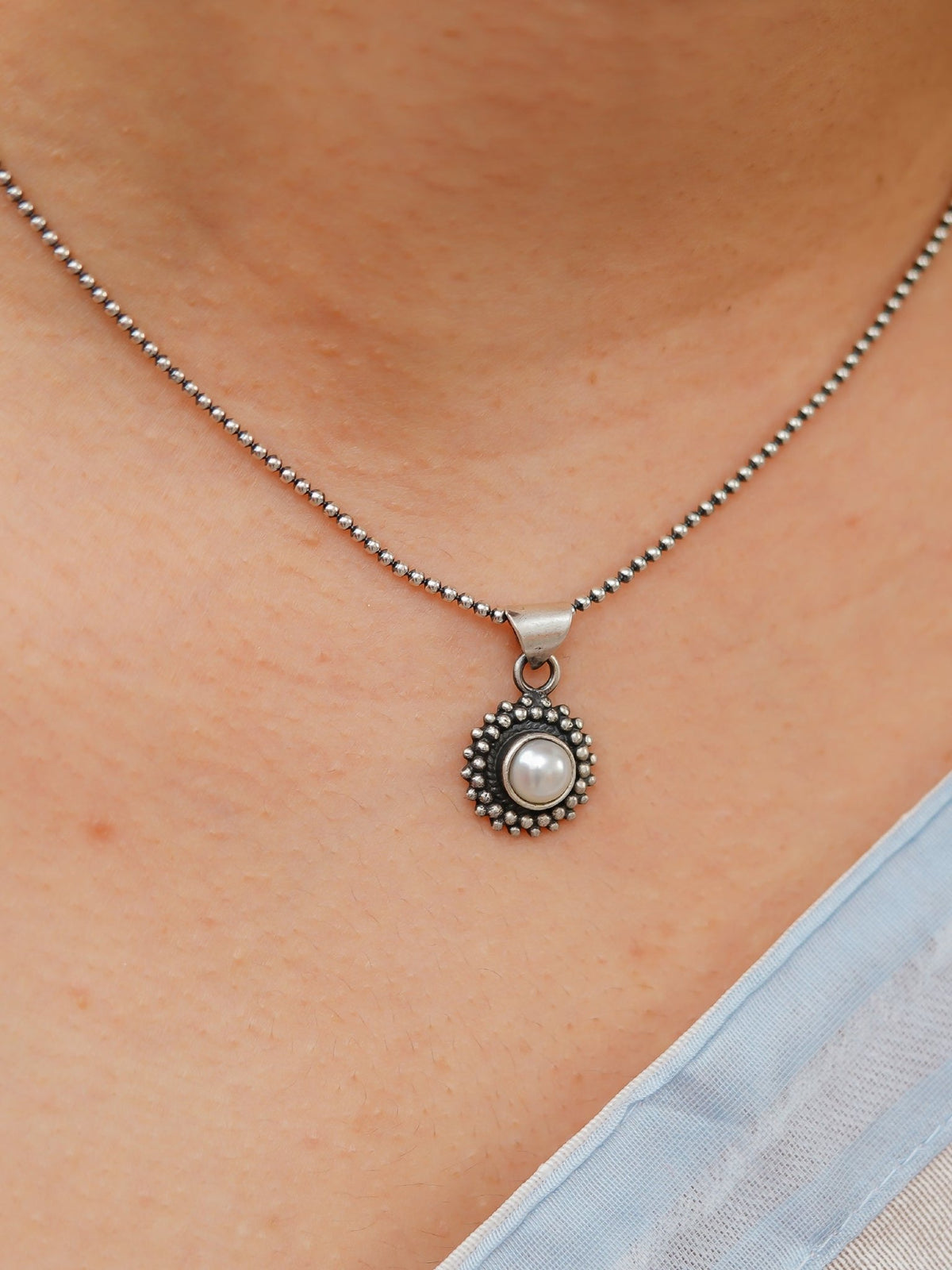 Rani Padmini Minute Deatiled Rawa Pearl Chain Pendant - ShailPiya