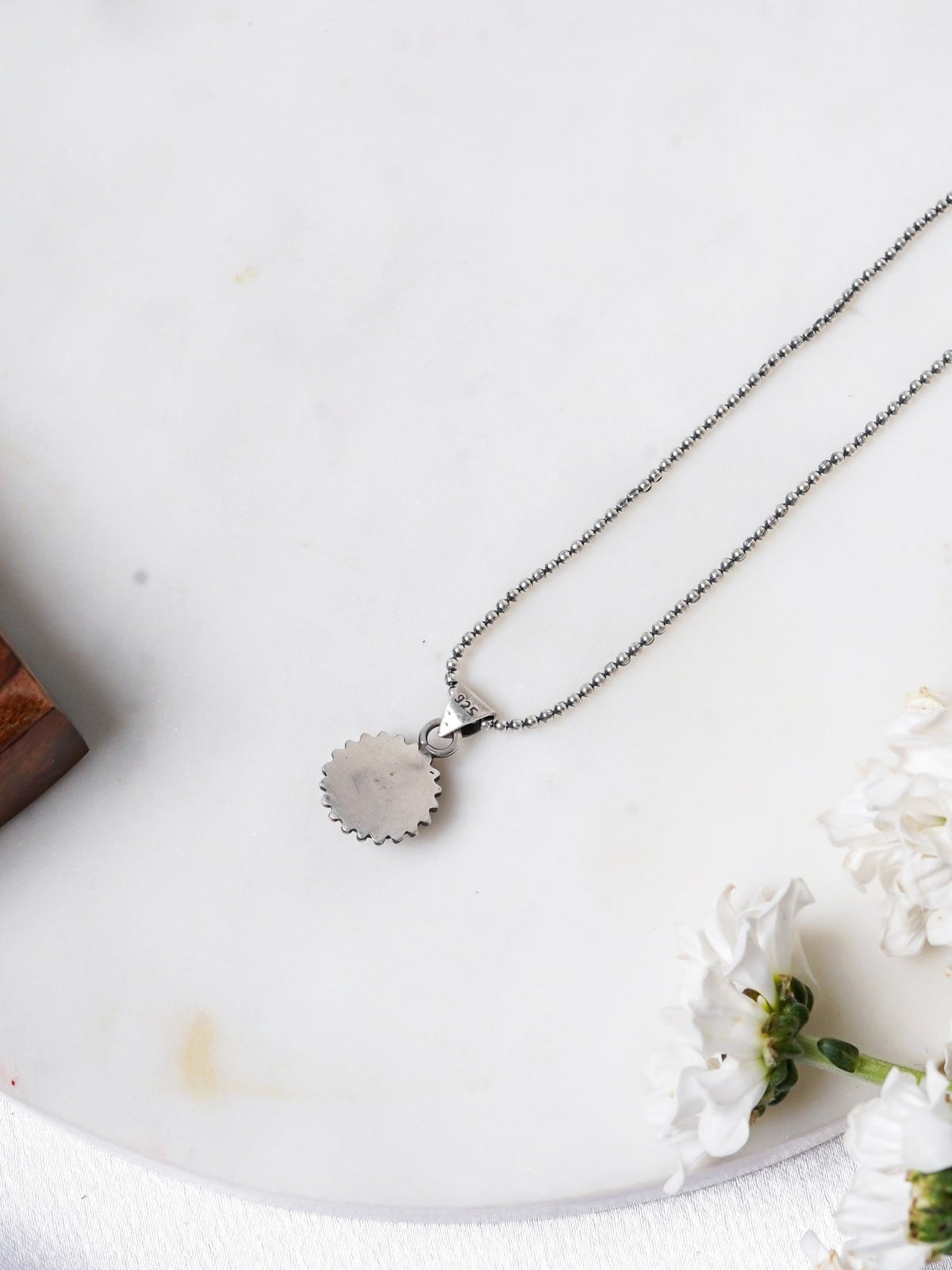 Rani Padmini Minute Deatiled Rawa Pearl Chain Pendant - ShailPiya