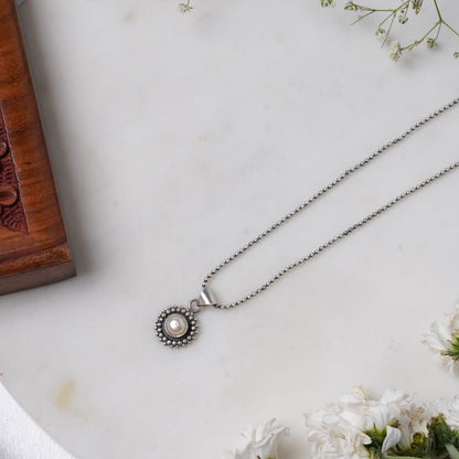 Rani Padmini Minute Deatiled Rawa Pearl Pendant with Chain - ShailPiya