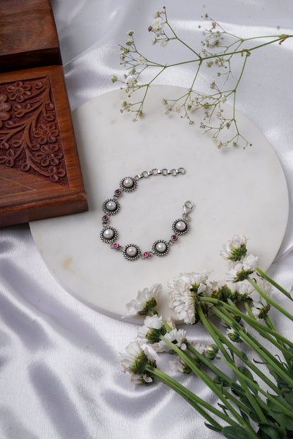 Rani Padmini Pearl Bracelet - ShailPiya