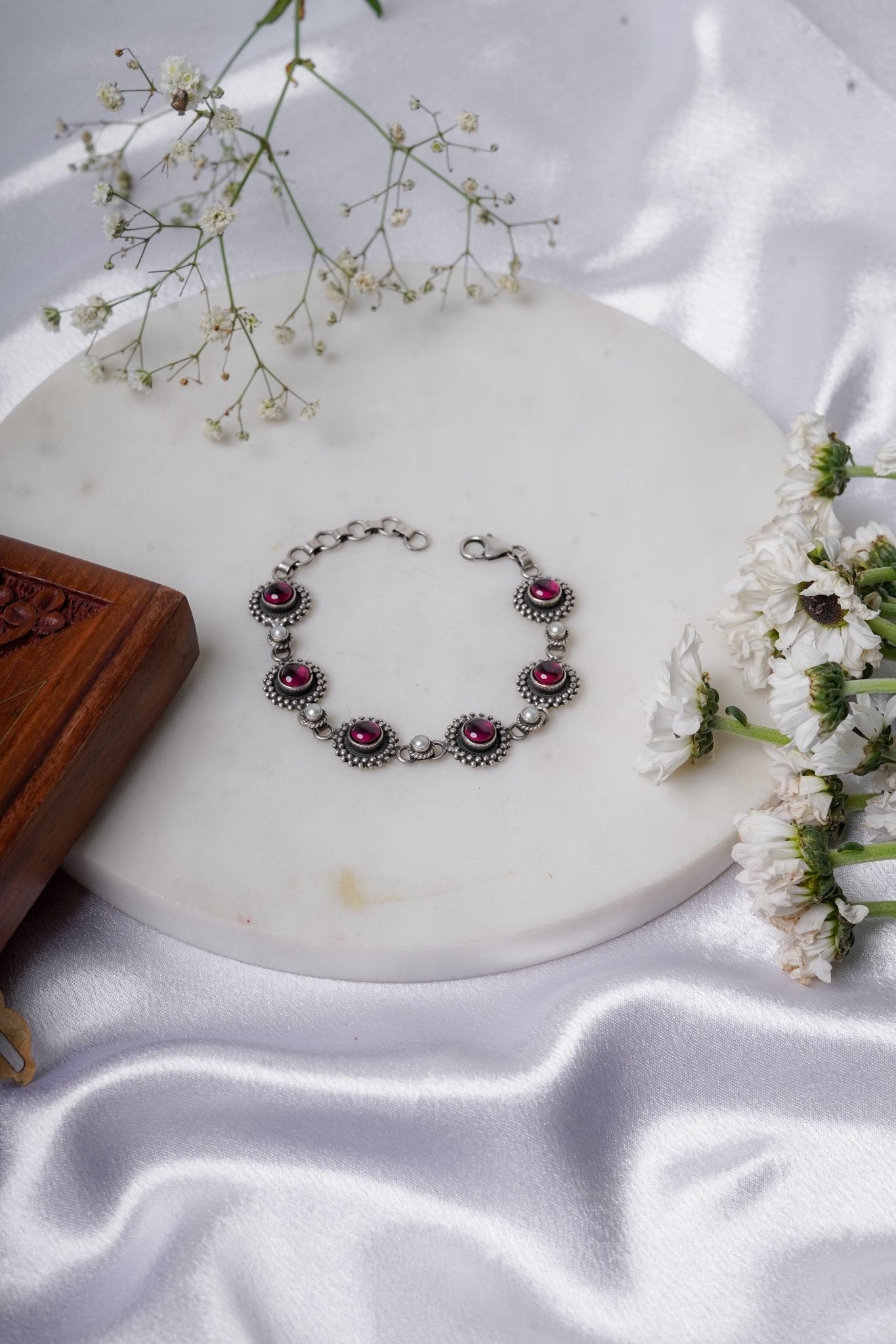Rani Padmini Red Stone Bracelet - ShailPiya
